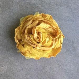 Anthropologie yellow flower pin / clip