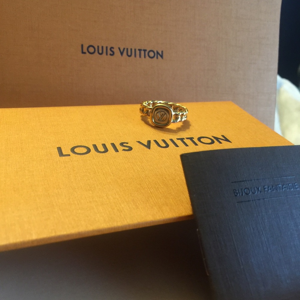 Louis Vuitton ring