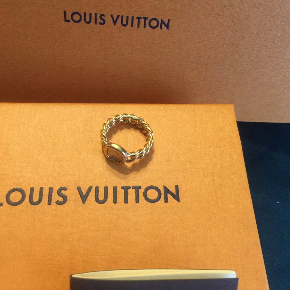 Louis Vuitton ring - Picture 2 of 2