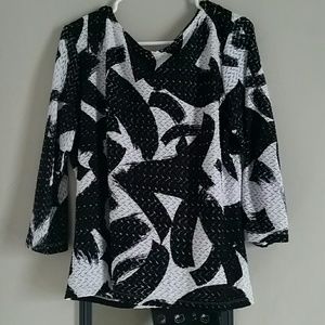 BLACK AND WHITE SHIRT