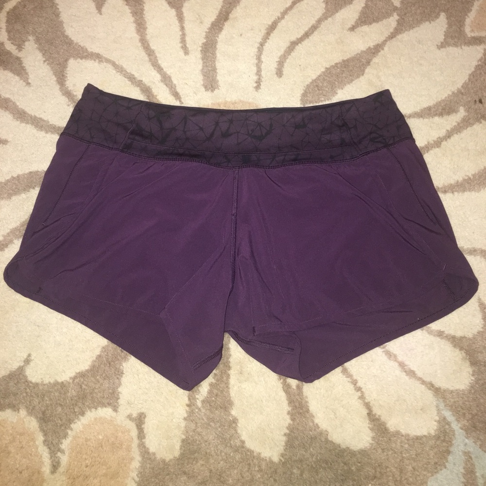 Lululemon Run Times Shorts Sz 8