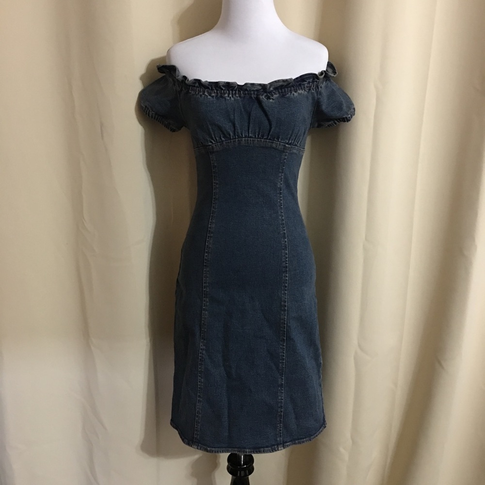 ❌SOLD❌ Bebe Denim Off-shoulder Dress