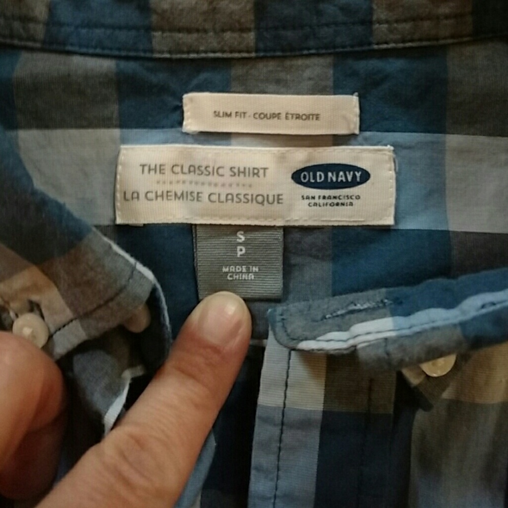 Old navy button up - Picture 2 of 2