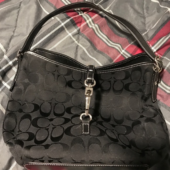 Coach Pocketbook - Picture 2 of 4