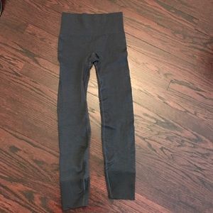 Lululemon grey legging pants