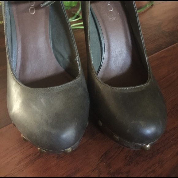 Aldo heels - Picture 7 of 9
