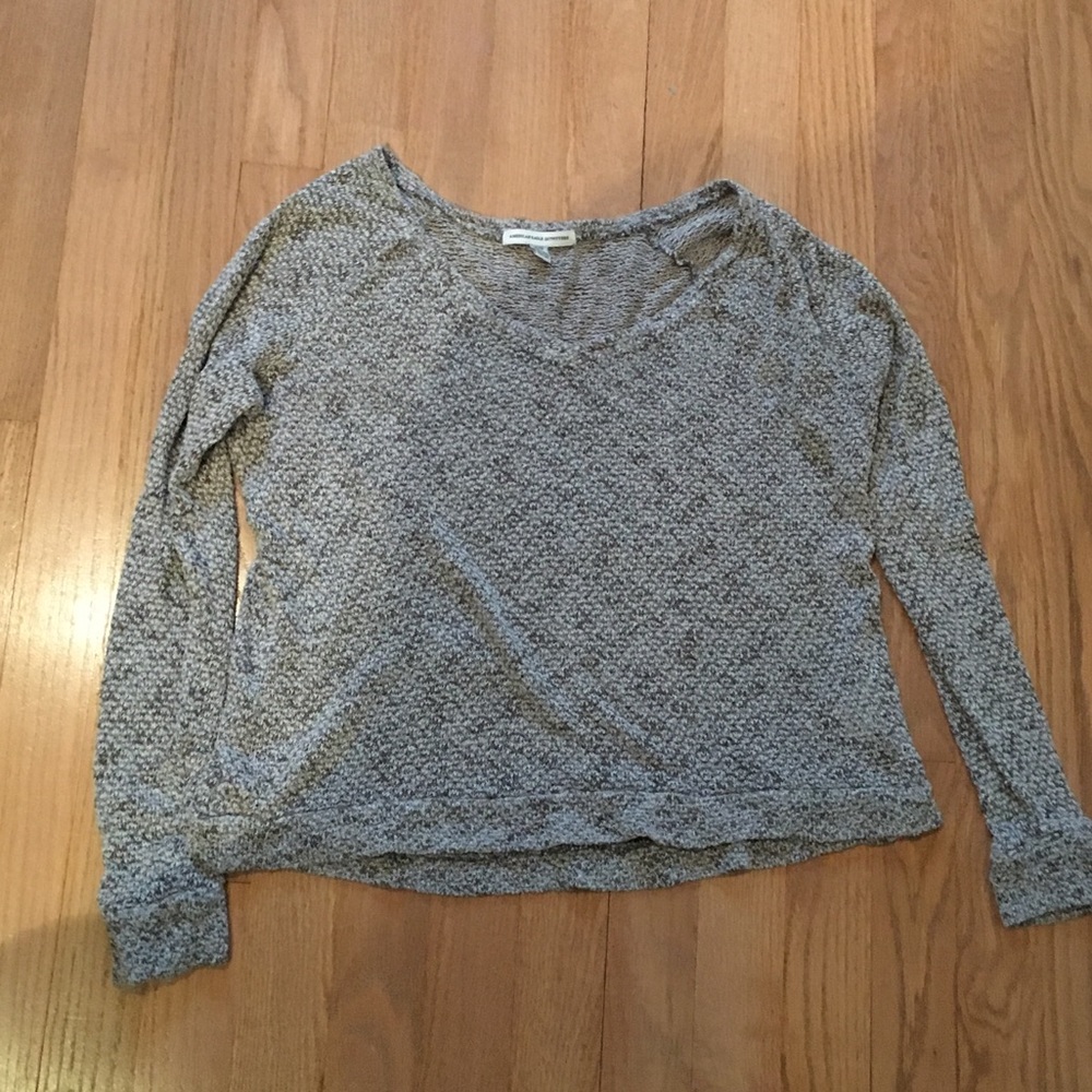 Long-sleeved shirt