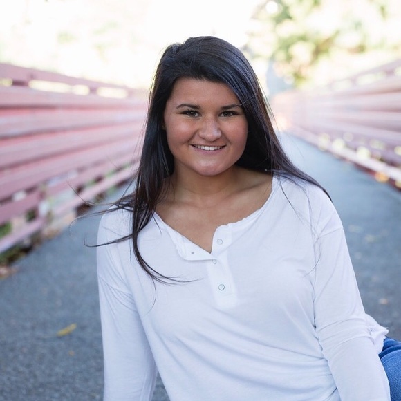 Meet your Posher, Samantha - Picture 1 of 1