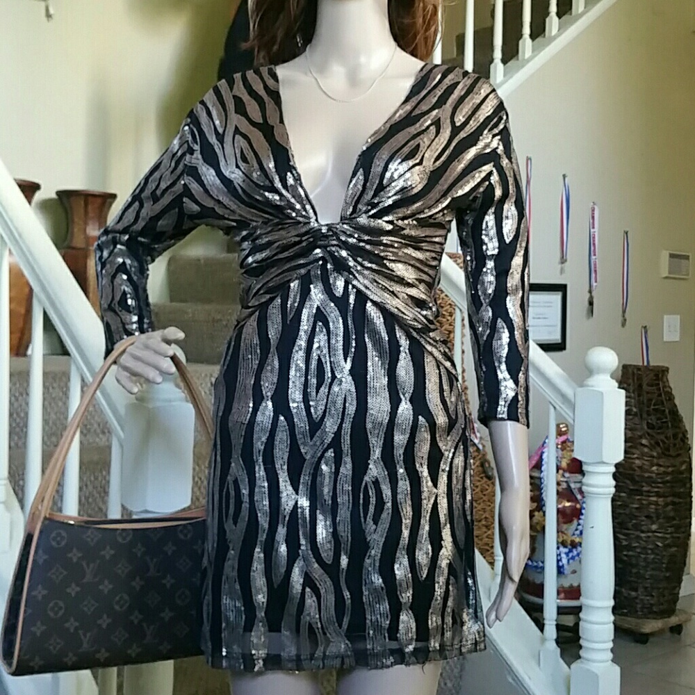 Foreign exchange Dress