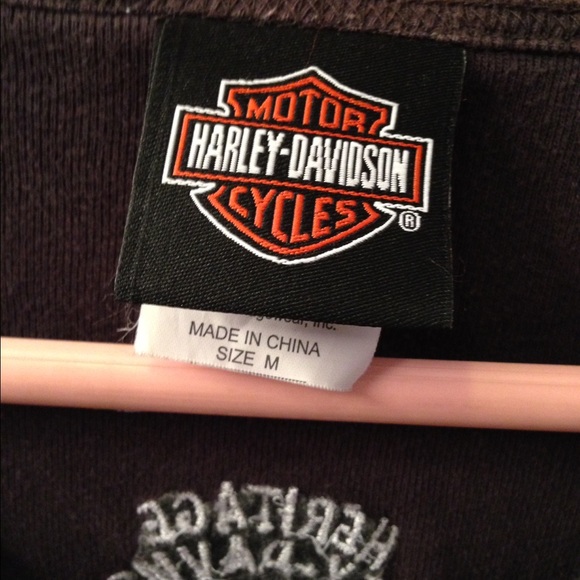 Harley Davidson long sleeved tee with lace on side - Picture 3 of 3