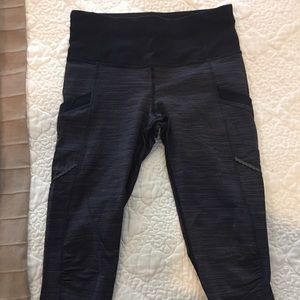 Lululemon short crops