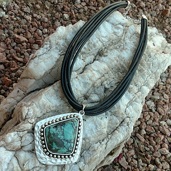 Turquoise & Leather Necklace - Picture 2 of 4