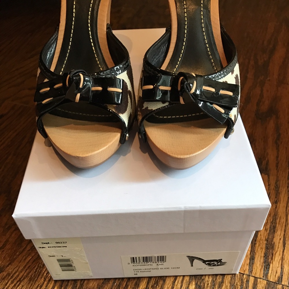 Christian Dior strappy sandals, size 8. Worn ONCE! - Picture 8 of 8
