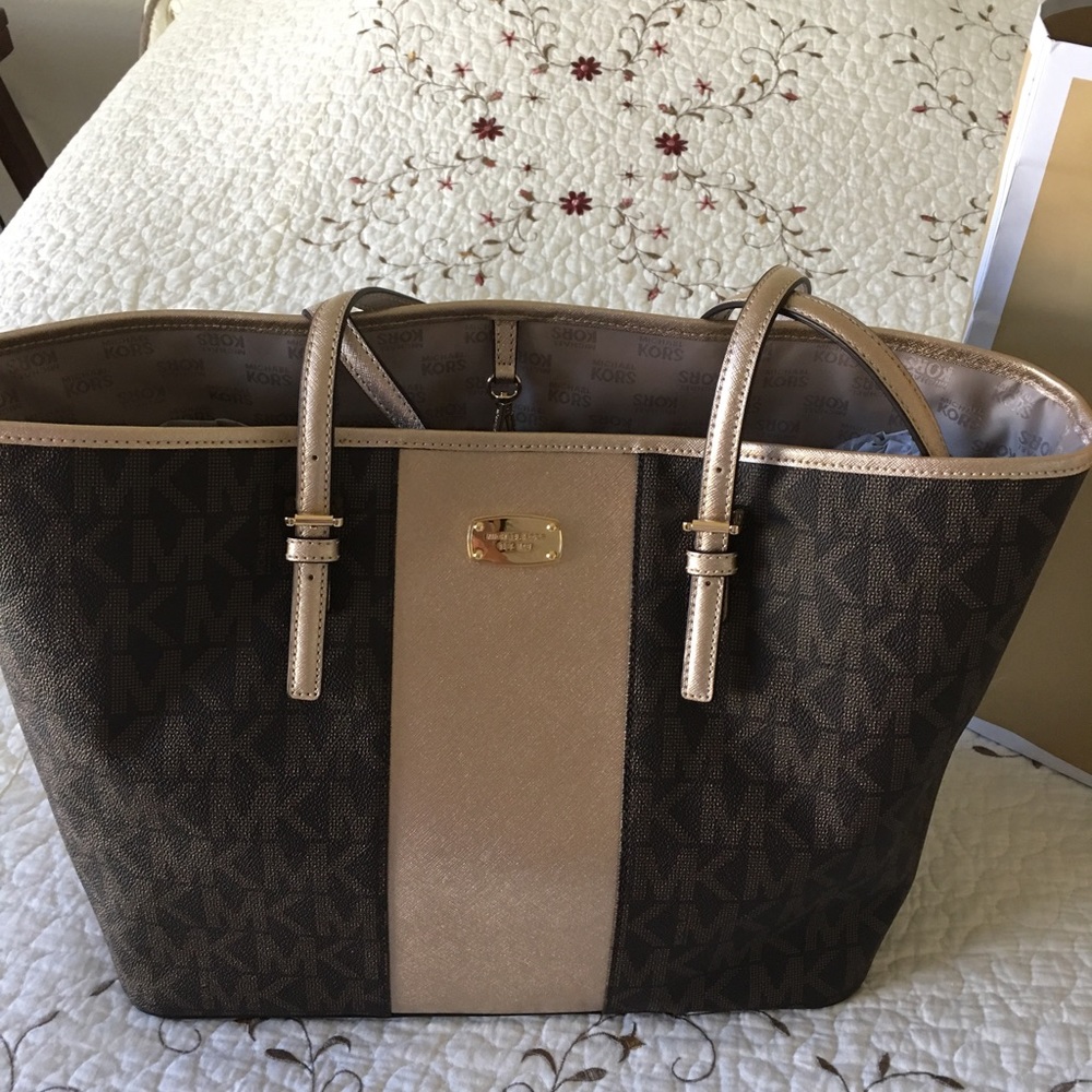 Very good condition ❤️🌟