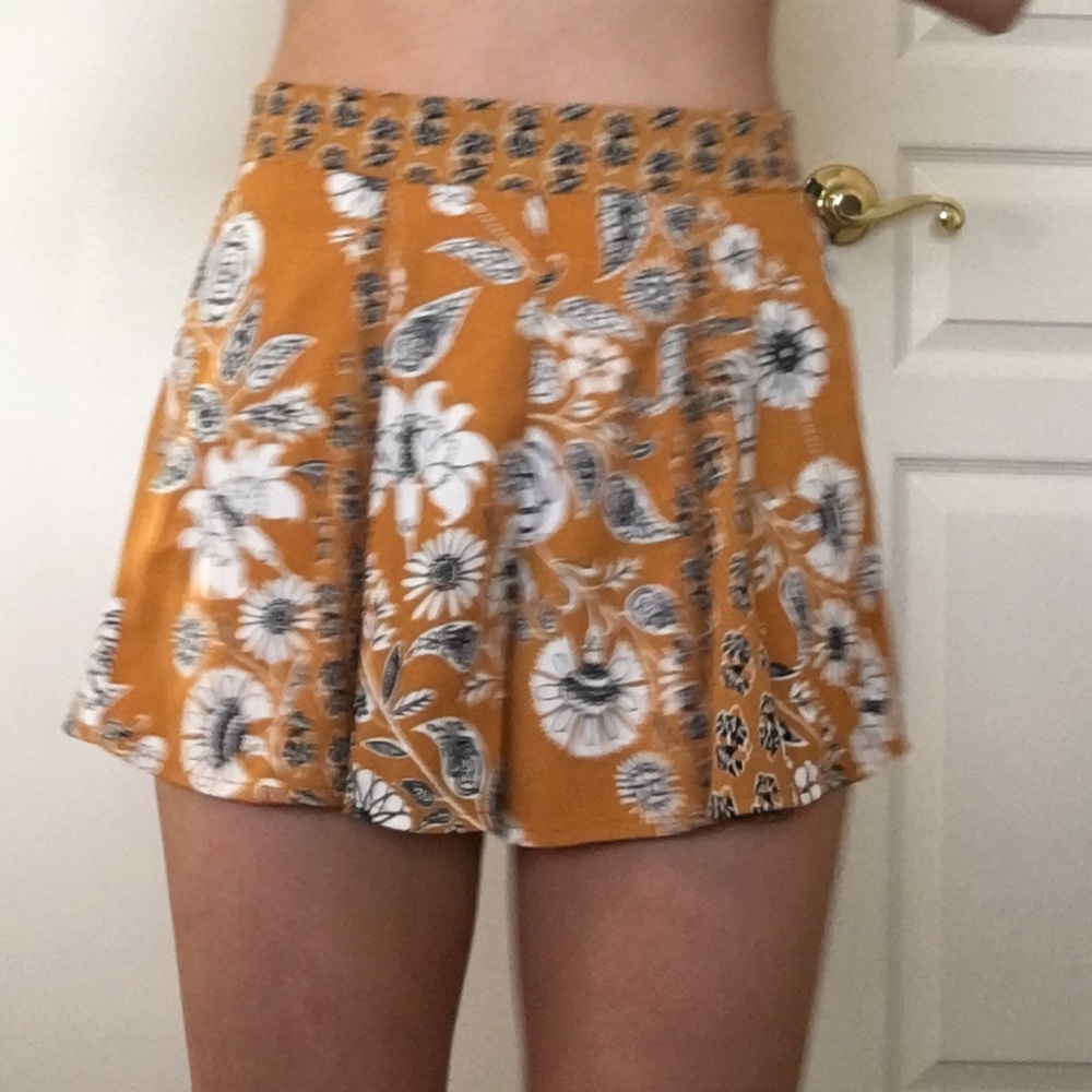 B•O•G COLLECTIVE Shorts