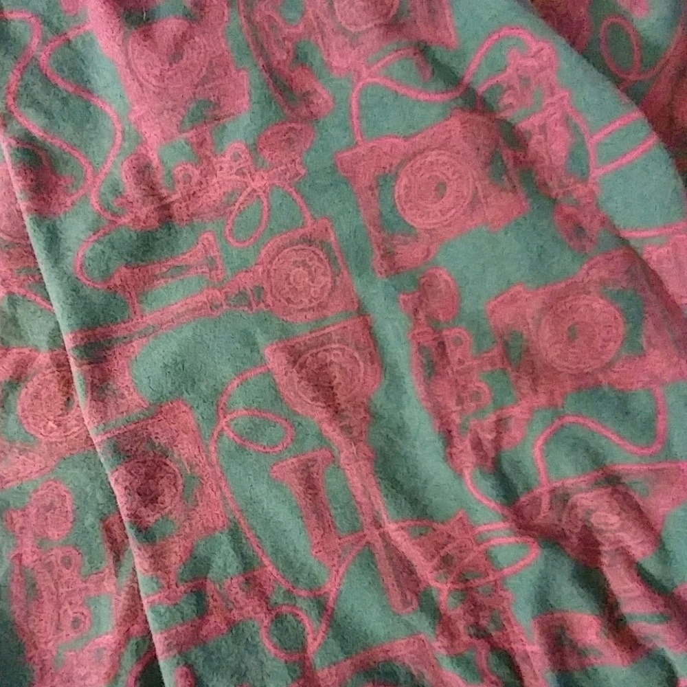 Os lularoe telephone leggings