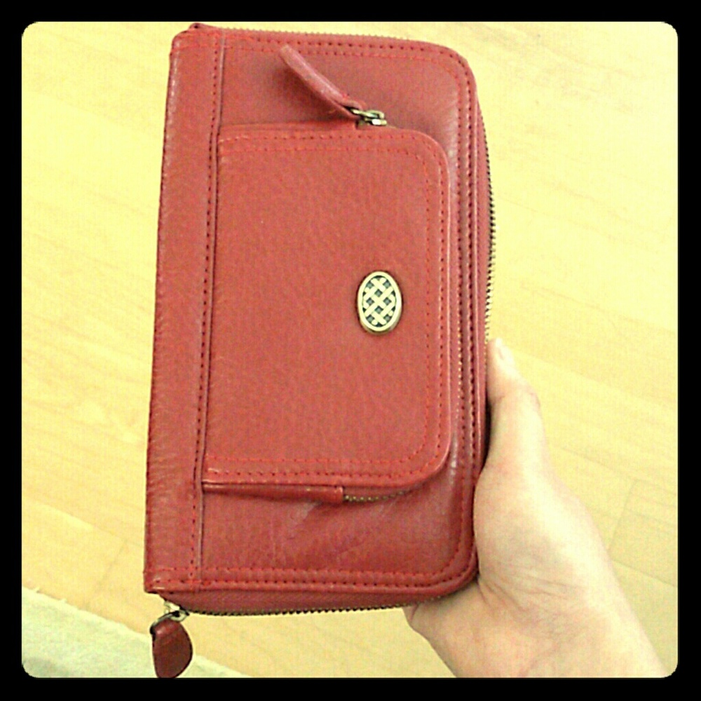 Wallet/ clutch