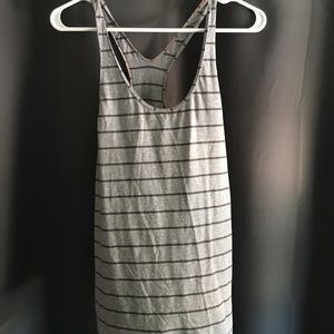 Lululemon striped tank sz 6?