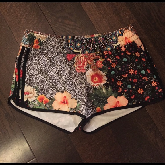 Adidas Pants - Adidas originals shorts