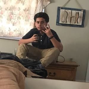 Meet your Posher, Javier