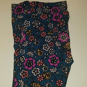 💟NEW LISTING💟 NWOT TC LULAROE LEGGINGS