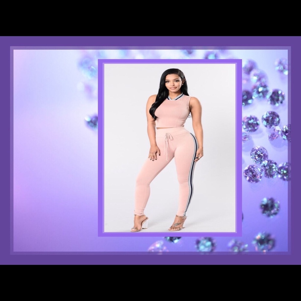 Two piece sexy Rose Set💜💋💜💦