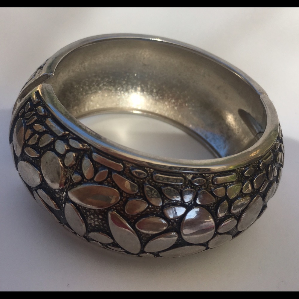 Silver Hinged Wide Bangle Oval Shape Imprint - image 2