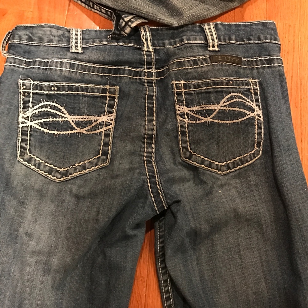 Cowgirl tuff size 31 rhinestone jeans