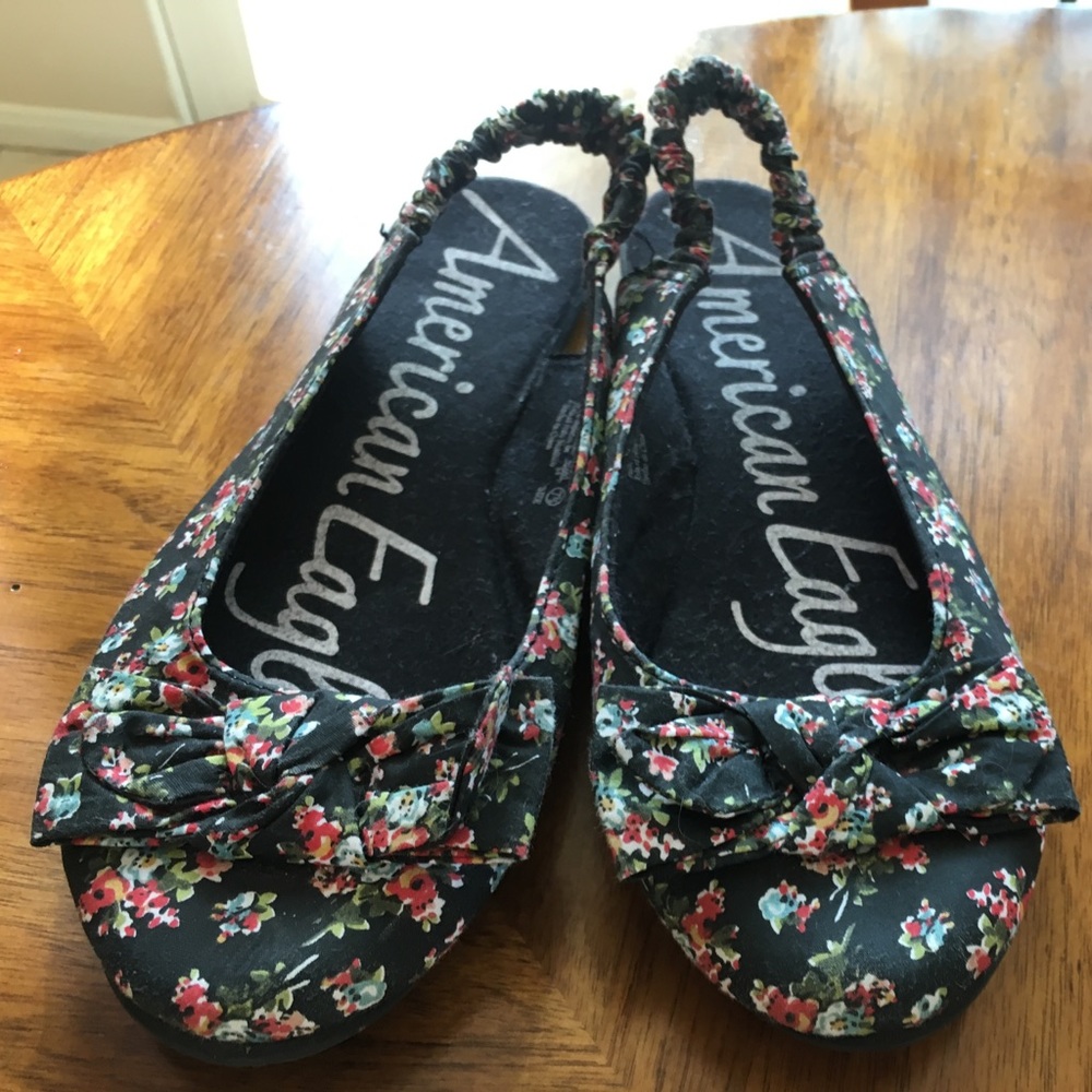 American Eagle Floral Open Back Flats