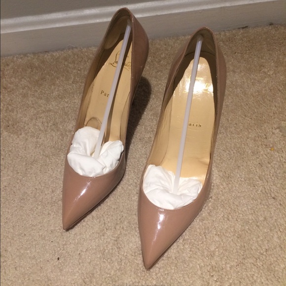 SOLD.. SOLD.. Christian Louboutin Pigalle Follies - Picture 3 of 8