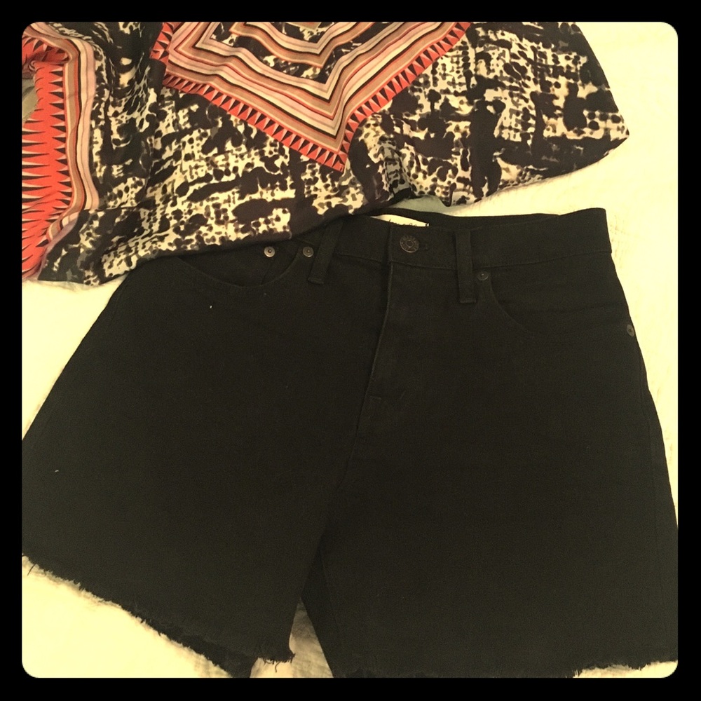 Madewell black Jean cutoff shorts