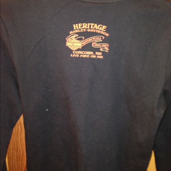 Harley Davidson long sleeved tee - Picture 2 of 3