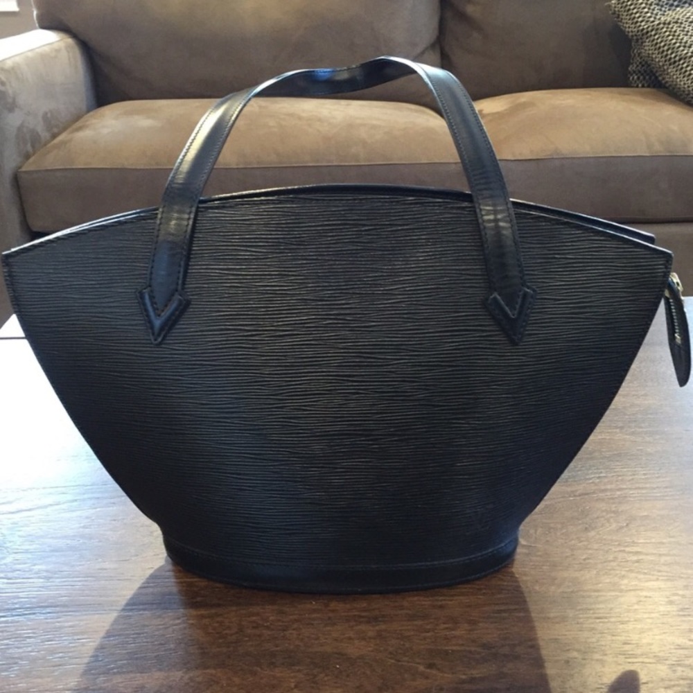 Black Epi leather Louis Vuitton Saint Jacques PM,