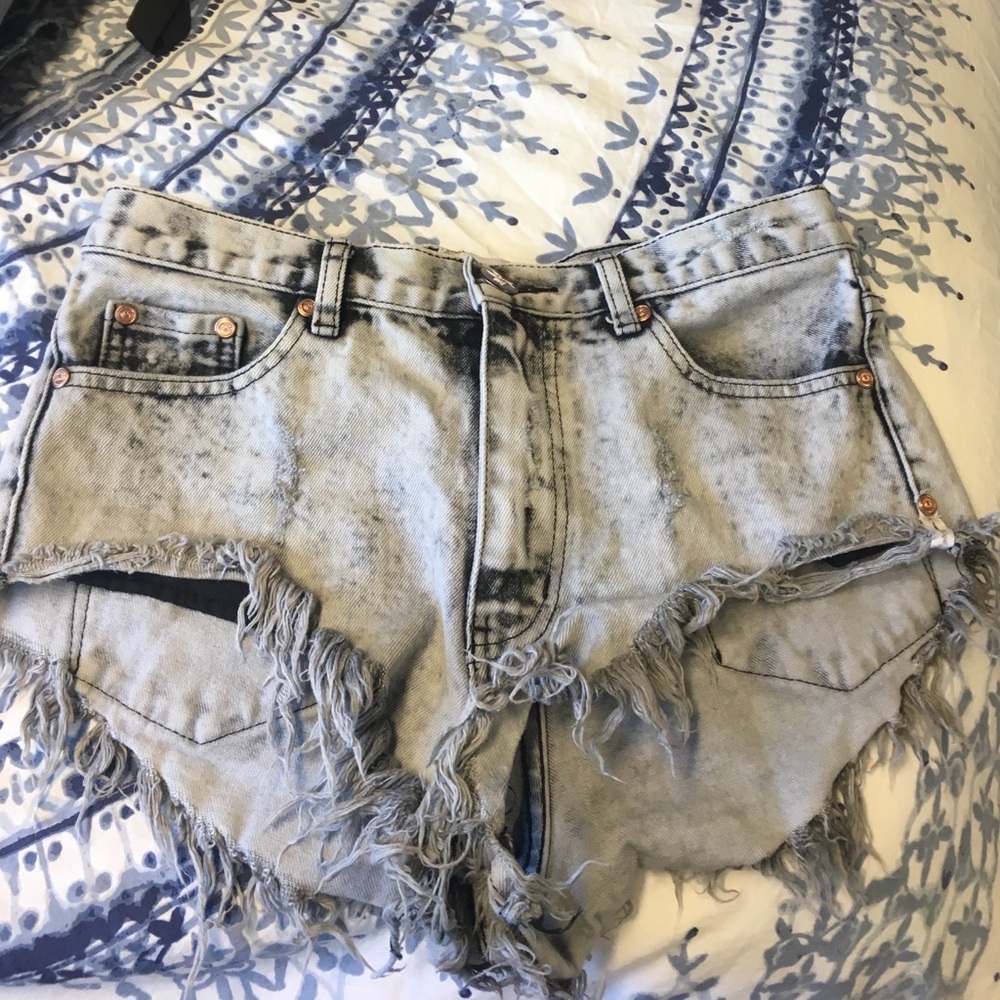 ONE TEASPOON gray shorts
