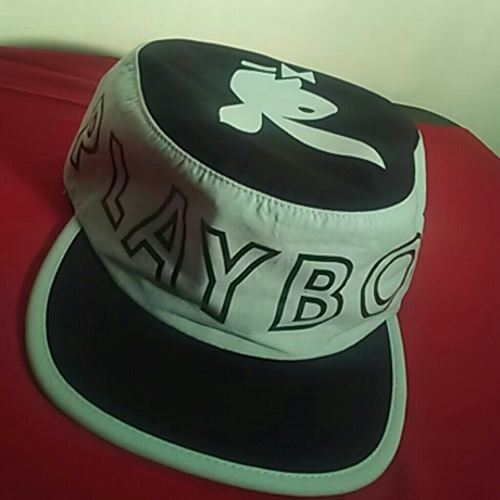 Supreme x playboy blue pillbox hat (100%authentic)