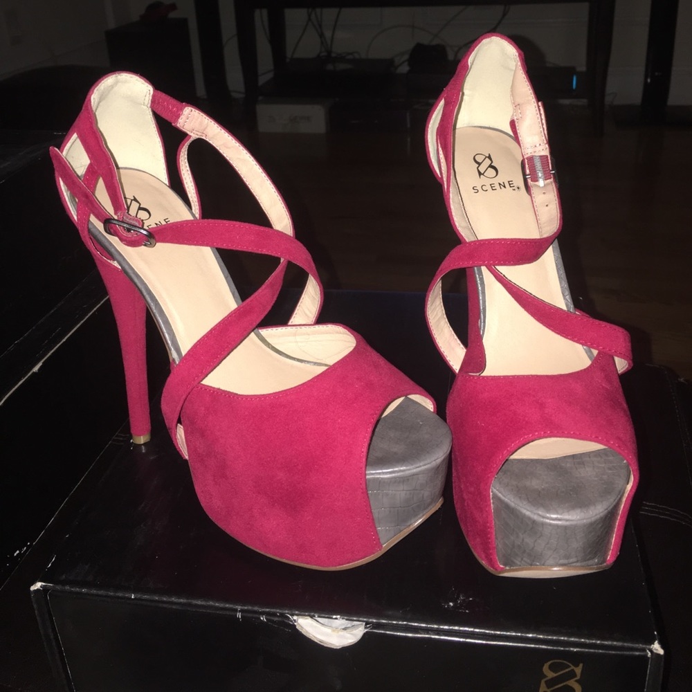Suede red and grey platform heels