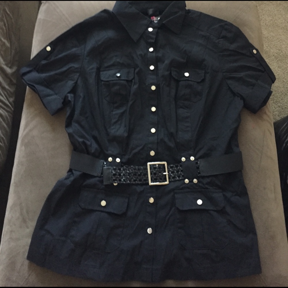 👄NWOT 2B Bebe Black Button Up Blouse 👄