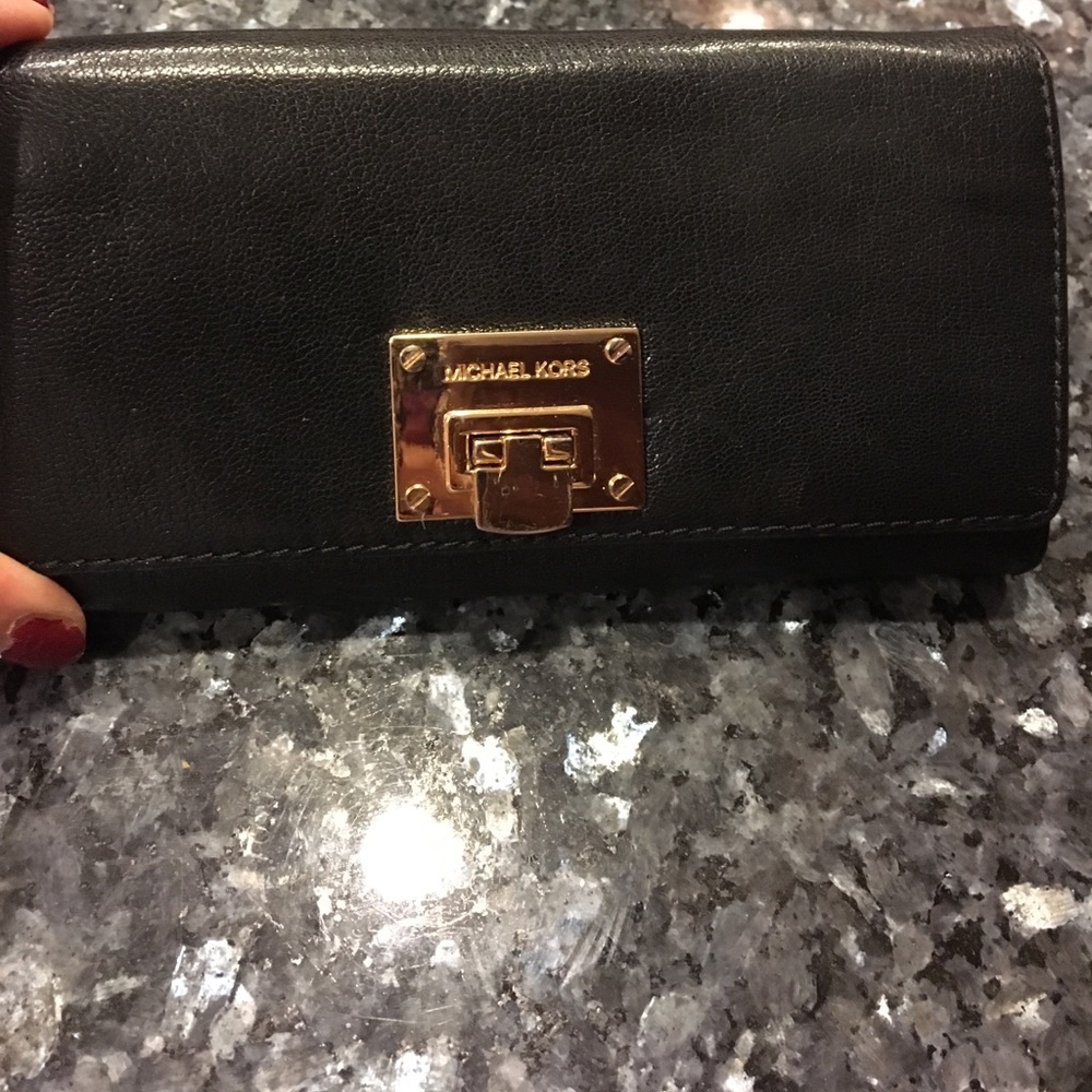 Michael Kors wallet