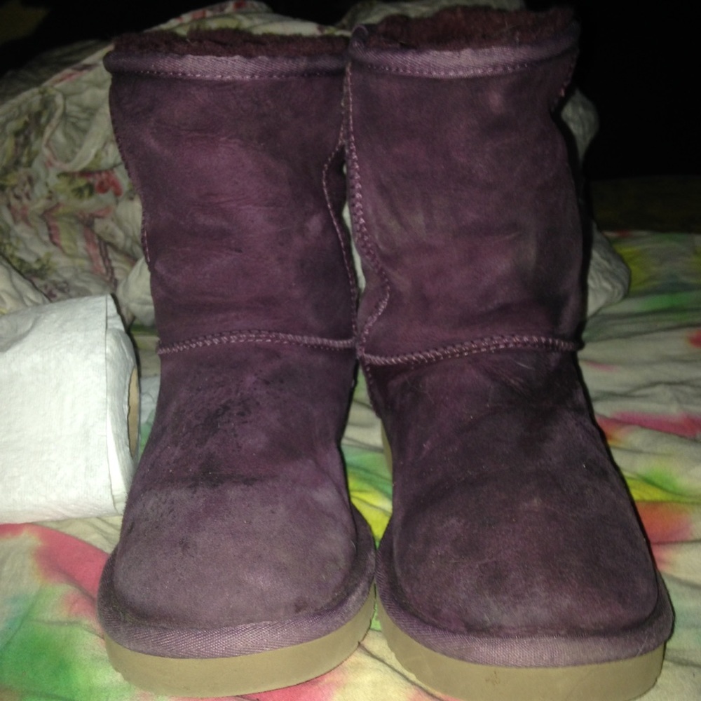 Purple authentic used uggs CLOSET CLOSING*