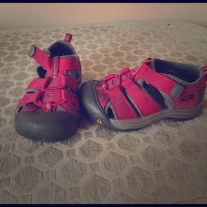 Size 7 toddler little girls keen