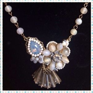 Gorgeous Blue stone necklace