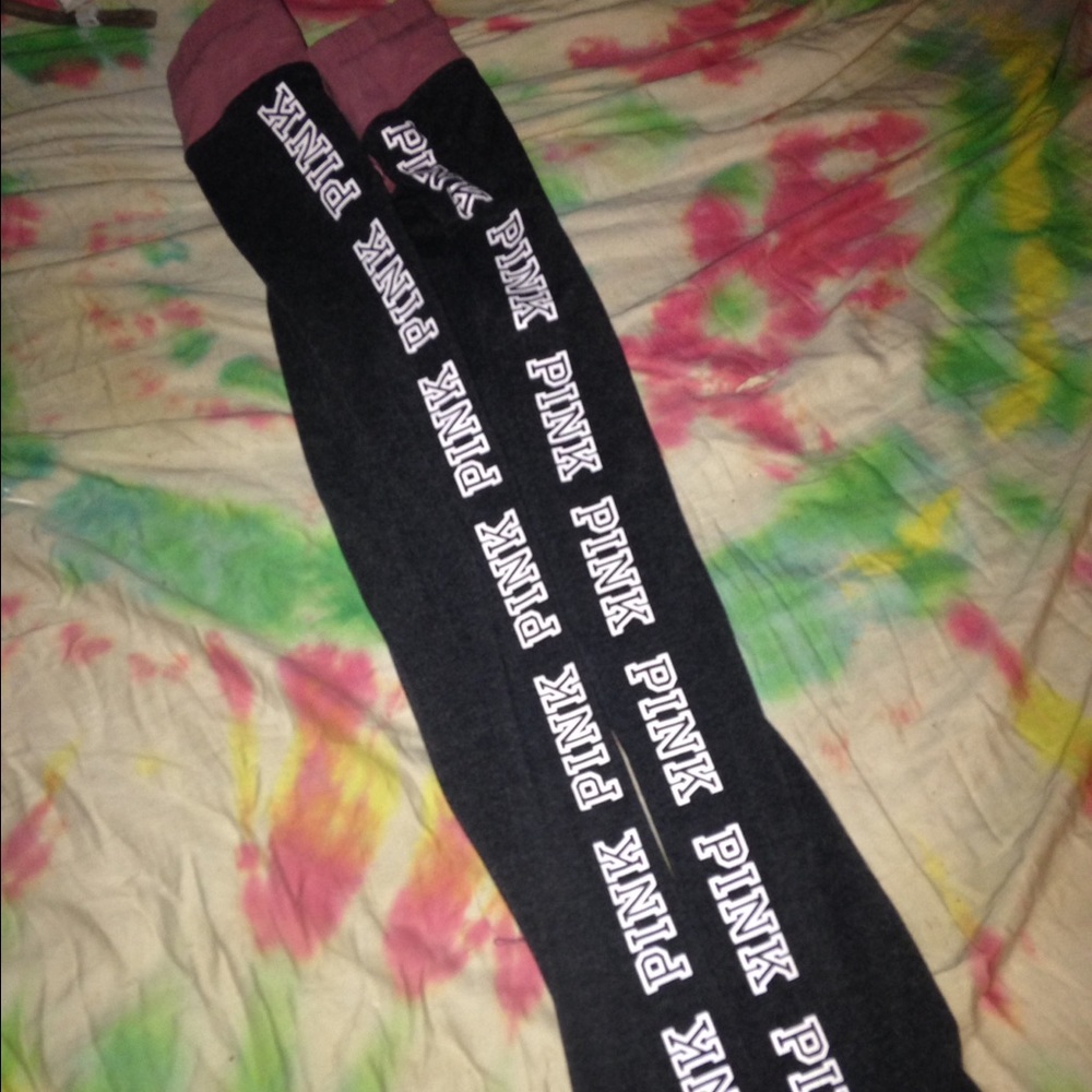 Pink & black PINK yogas❤️