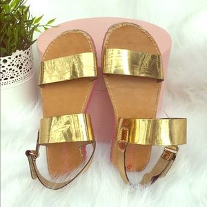 Lily Pulitzer for Target gold Velcro sandals girls