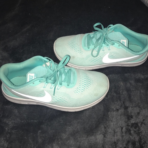 Nike mint green - Picture 1 of 4