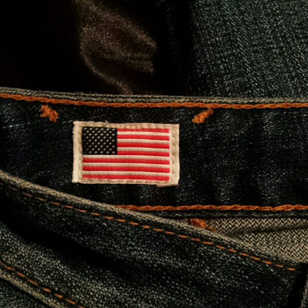TrueReligion Jeans - Picture 5 of 6