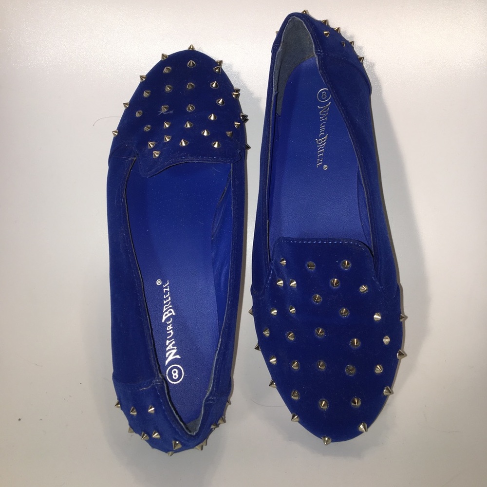 SPIKED BLUE FLATS