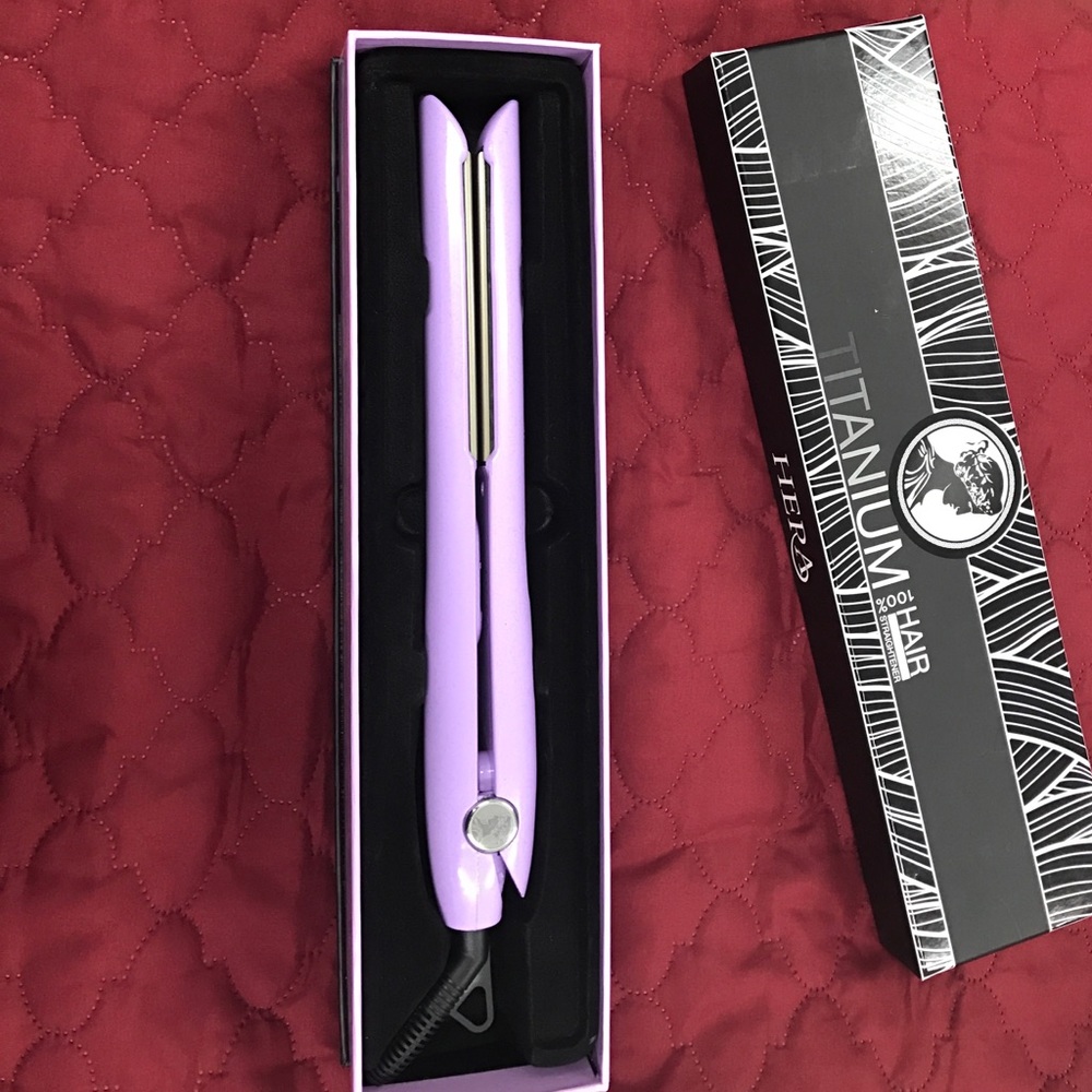 Titanium hair straightener