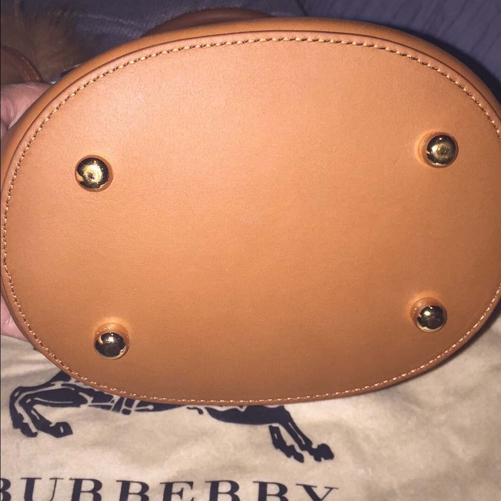 Burberry small bucket bag in house check - Picture 3 of 4