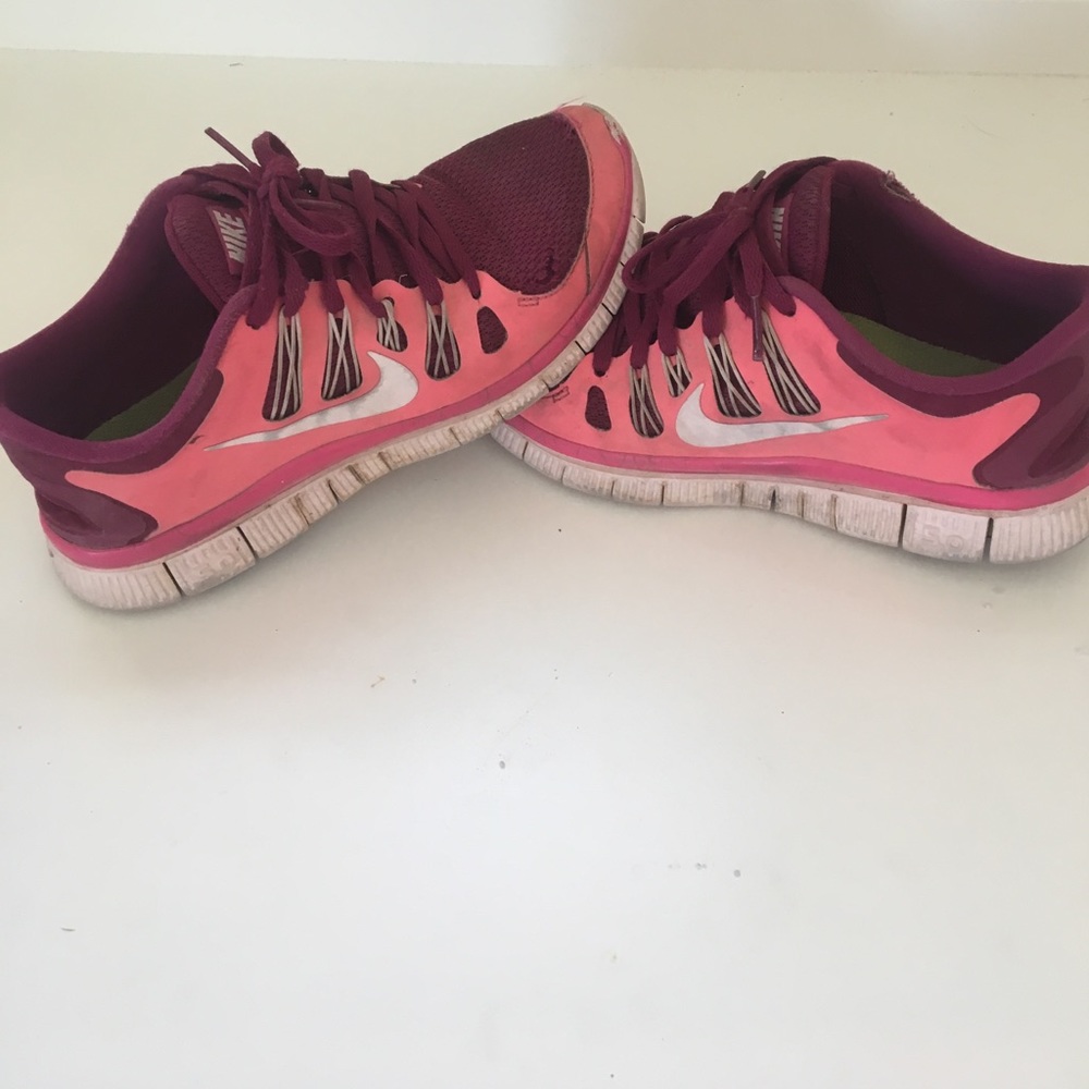 **PRICE REDUCTION** Pink Nike Shoes