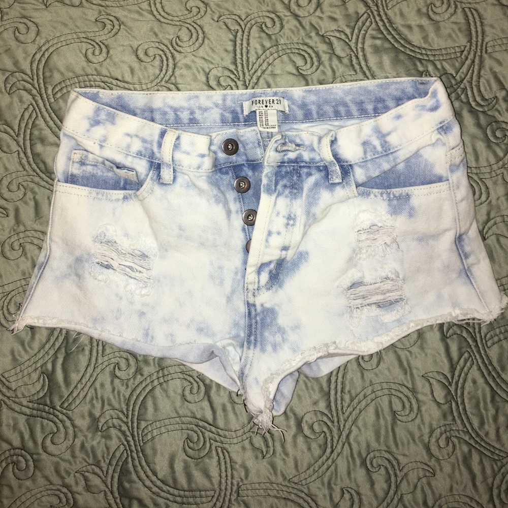 Forever 21 ripped jean shorts